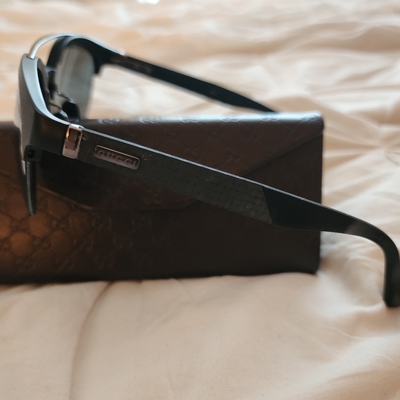 Gucci round black sunglasses - Picture 3 of 4